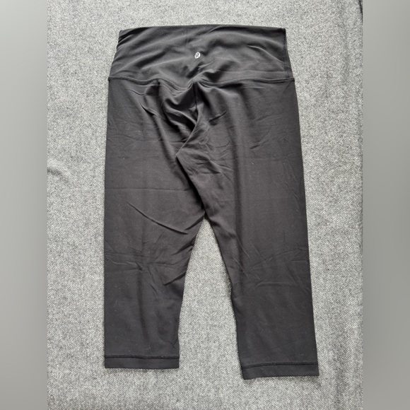 Lululemon Align cropped leggings size 10 - Picture 6 of 8
